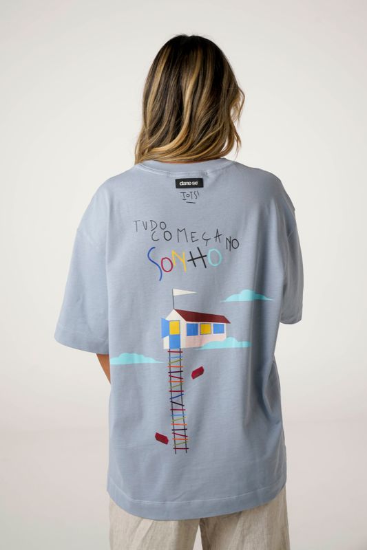 camiseta over box sonho azul