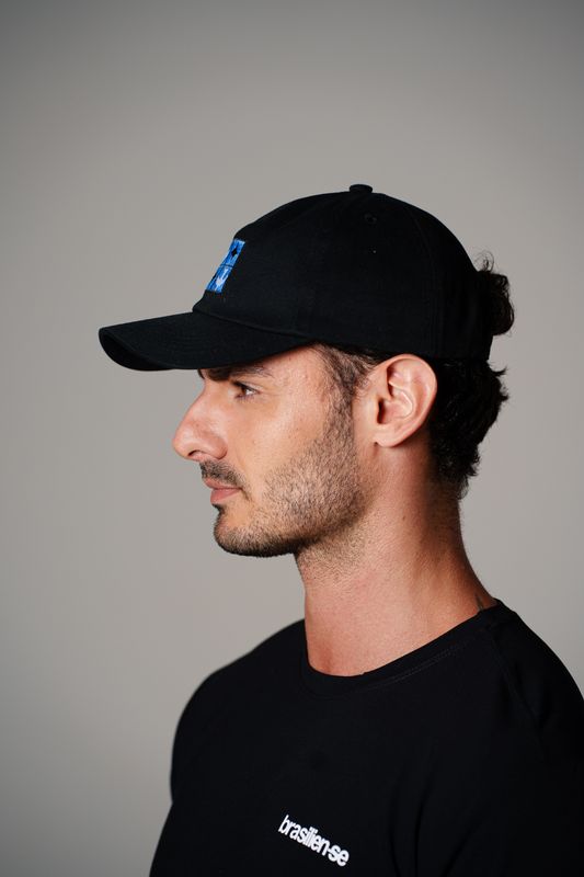 boné igrejinha Athos Bulcão preto
