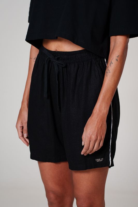 short linho debrum preto