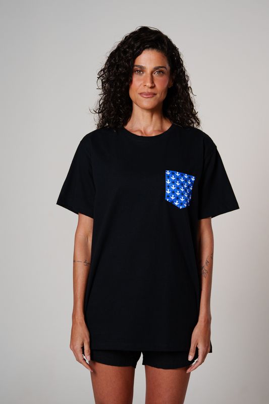 camiseta regular igrejinha bolso 2026 preto