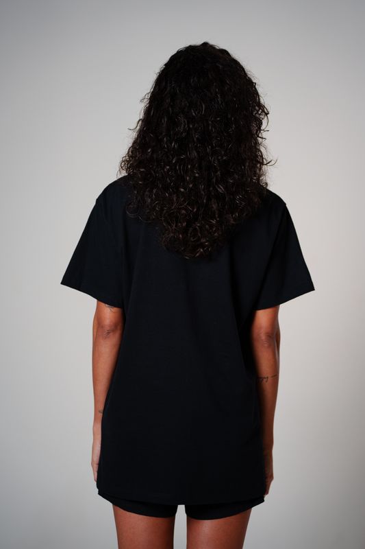 camiseta regular igrejinha bolso 2026 preto