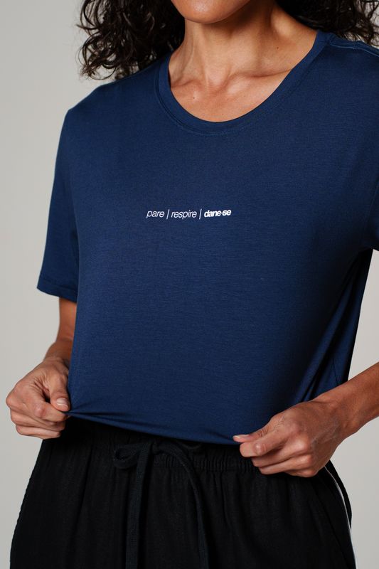 camiseta comfy pare respire marinho