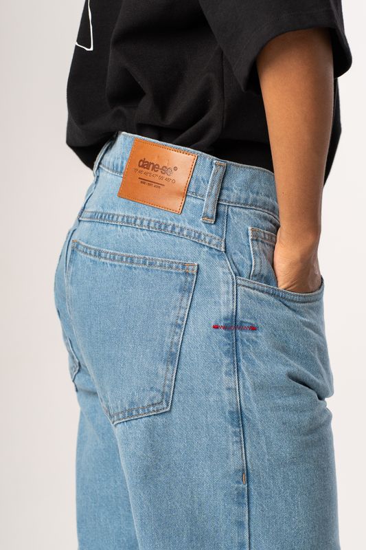 calça jeans dane-se delave claro