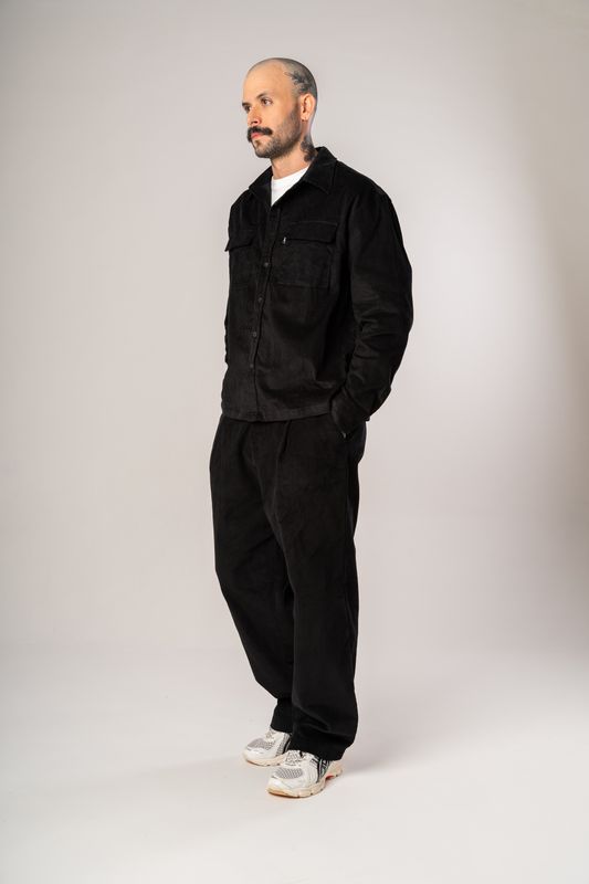 calça baggy veludo preto