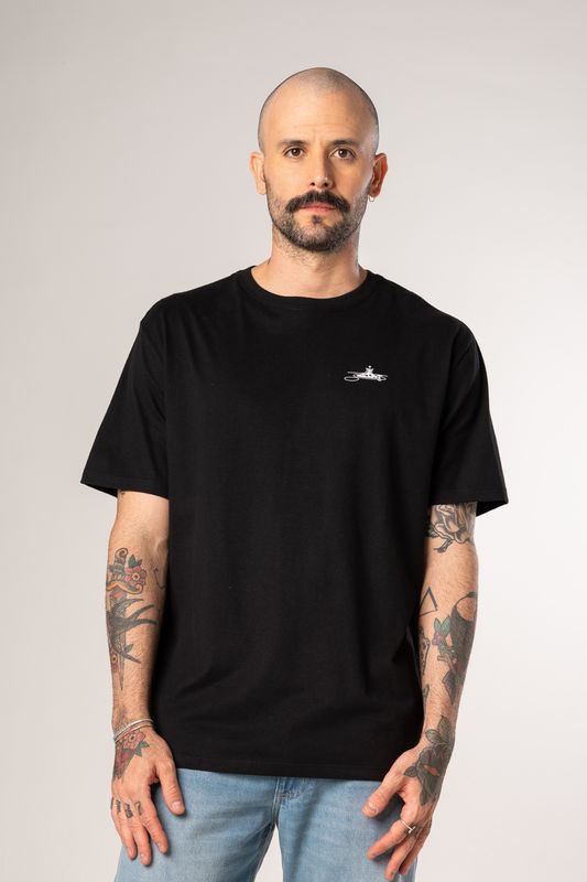camiseta catedral aquarela preto