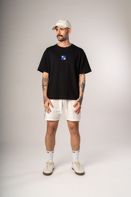 camiseta overboxy igrejinha athos bulcão preto