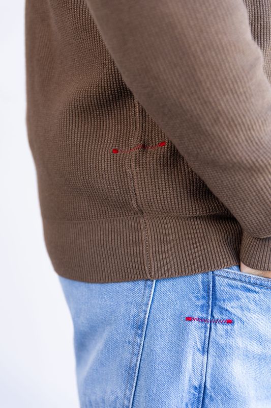 sueter tricot egipcio marrom