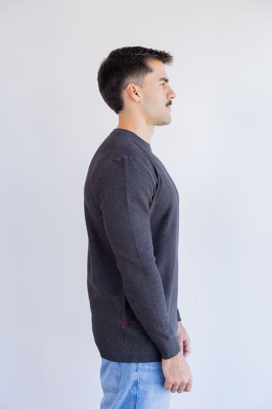 sueter tricot egipcio chumbo