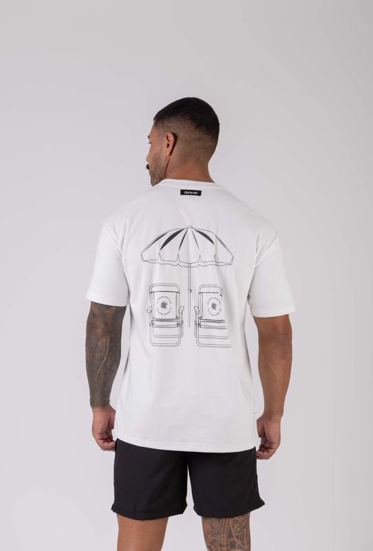 camiseta regular cadeiras npf26 off