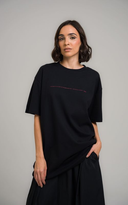 camiseta regular círculos mid century modern preto