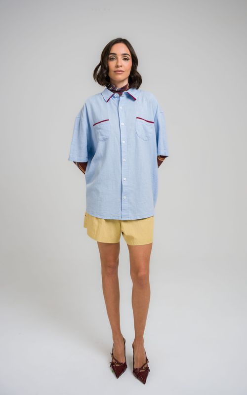 camisa over linho debrum manga curta azul bebê