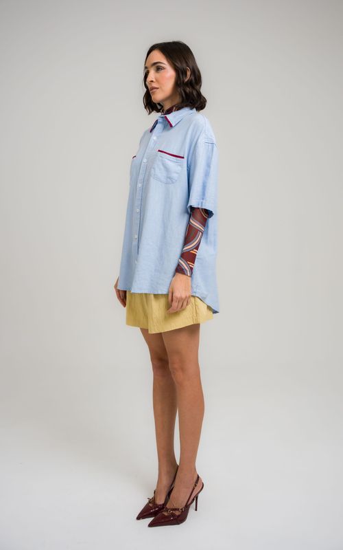 camisa over linho debrum manga curta azul bebê