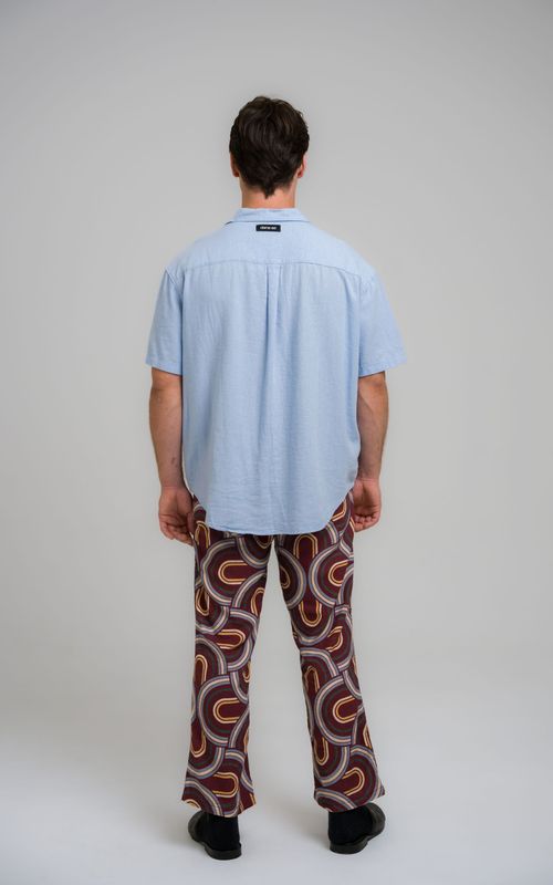 camisa over linho debrum manga curta azul bebê