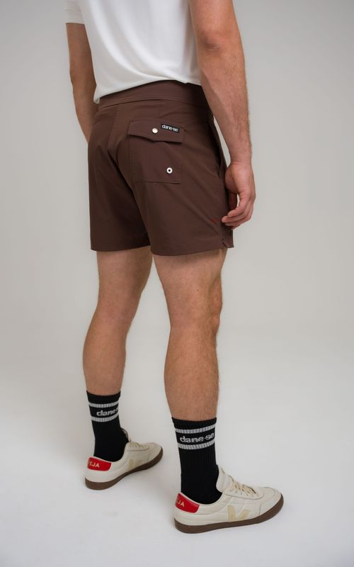 boardshort recorte faixa mcm marrom