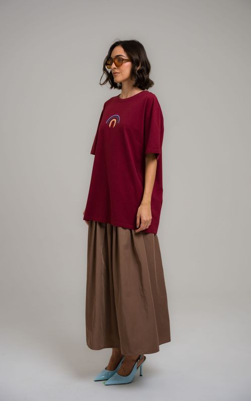 camiseta curvas mid century modern bordô