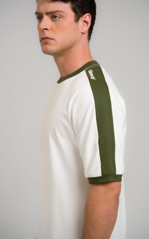 camiseta regular bicolor dane-se shoulder off