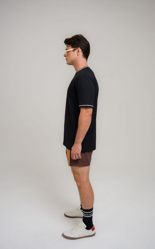 camiseta regular retilínea dane-se low preto