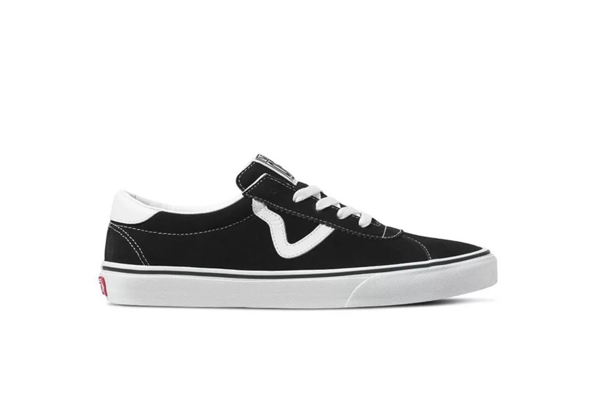 Vans 2024 esportivo preto