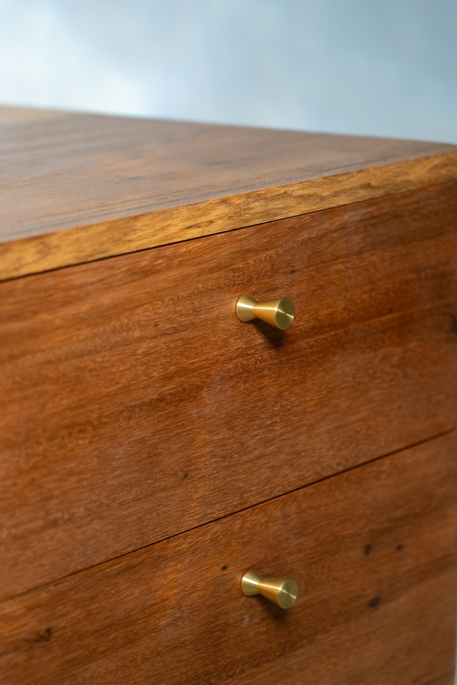 [Produto] Mesa de Cabeceira Larissa duas gavetas - banner 3